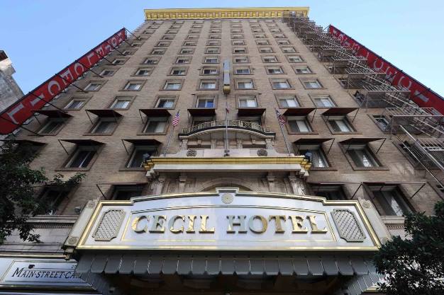 CRIME SCENE: THE VANISHING AT THE CECIL HOTEL (Reeks)